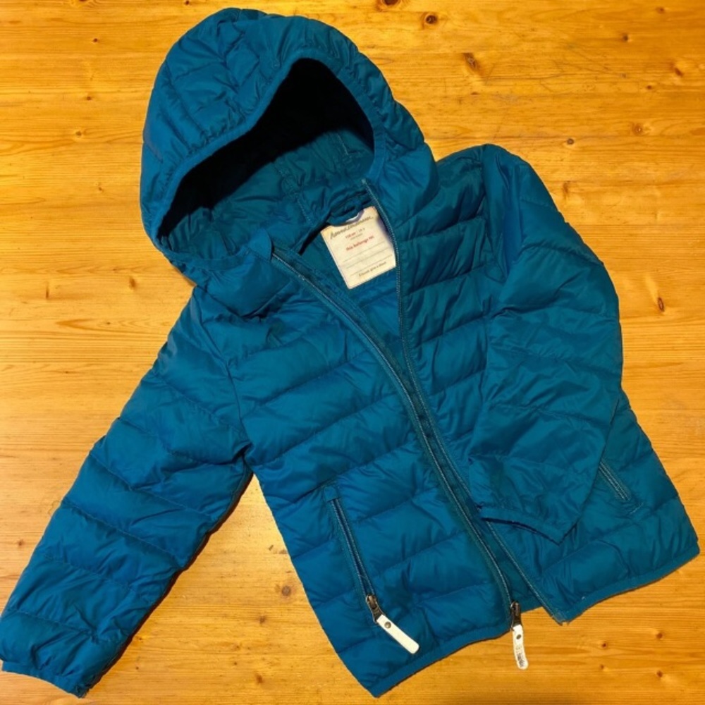 Hannah Andersson kids blue down coat. 110 US 5